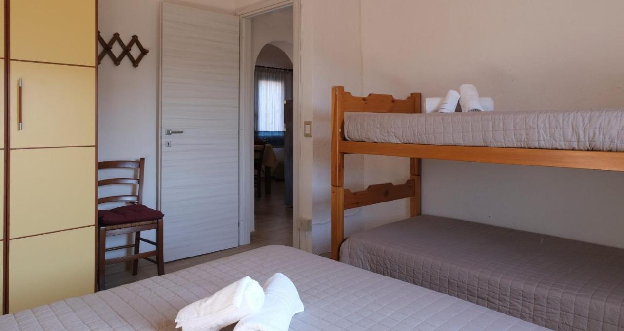 Aria Di Vacanza - Gelsi Olbia Exterior foto